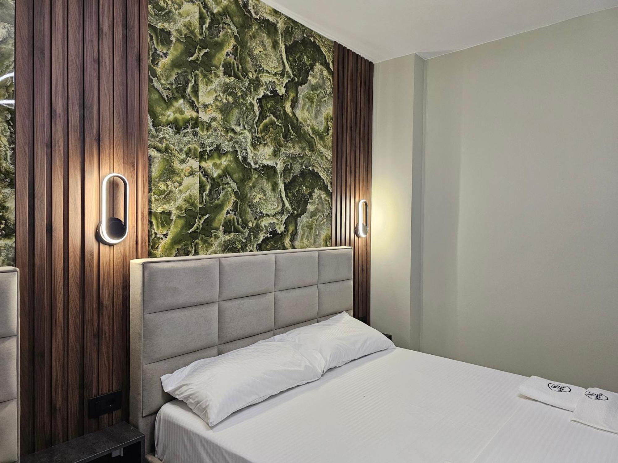 Wg Hotel Ksamil